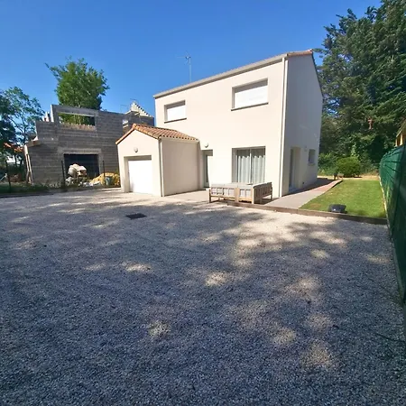 Maison Cosy T4 Proche De La