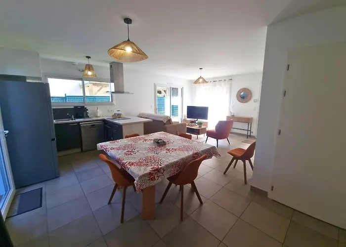 Maison Cosy T4 Proche De La